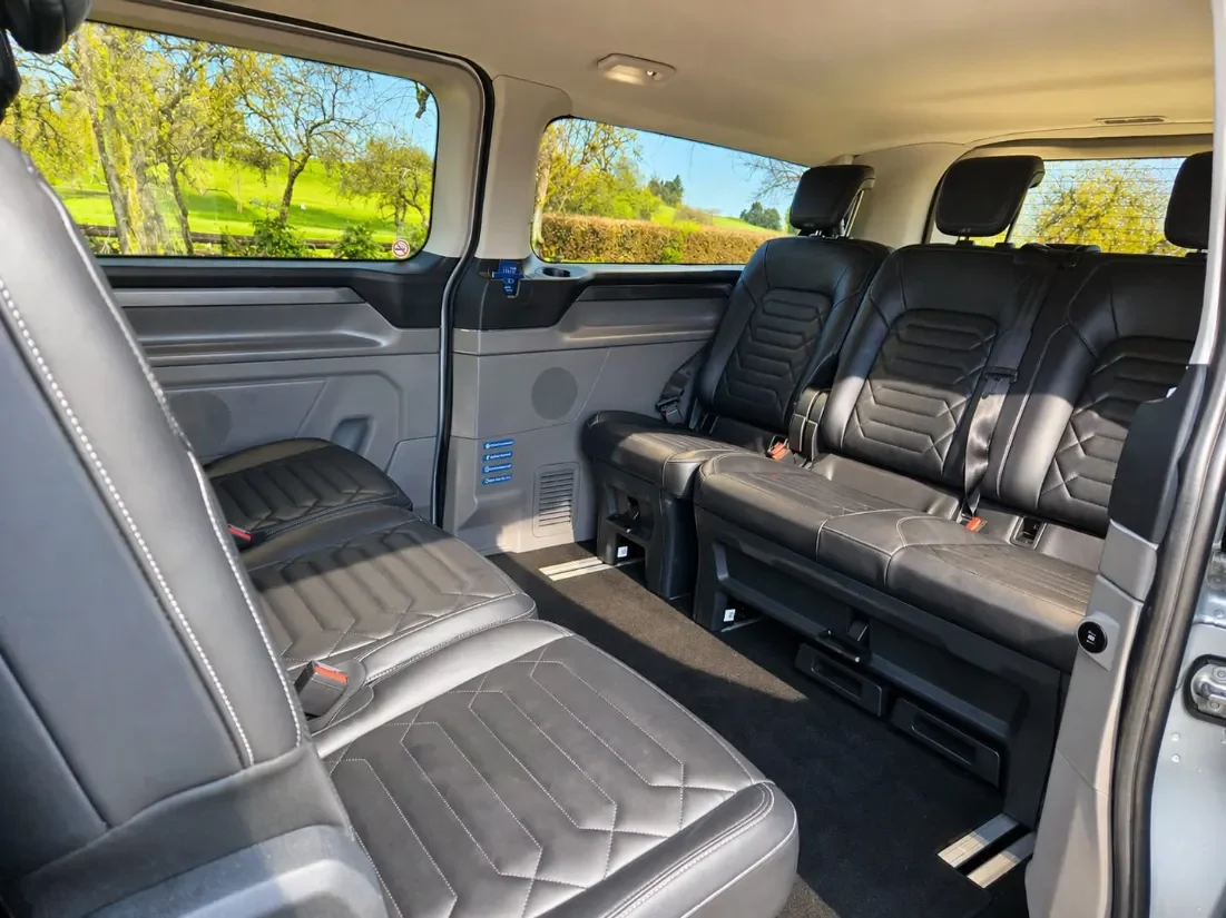 Spacious leather seating